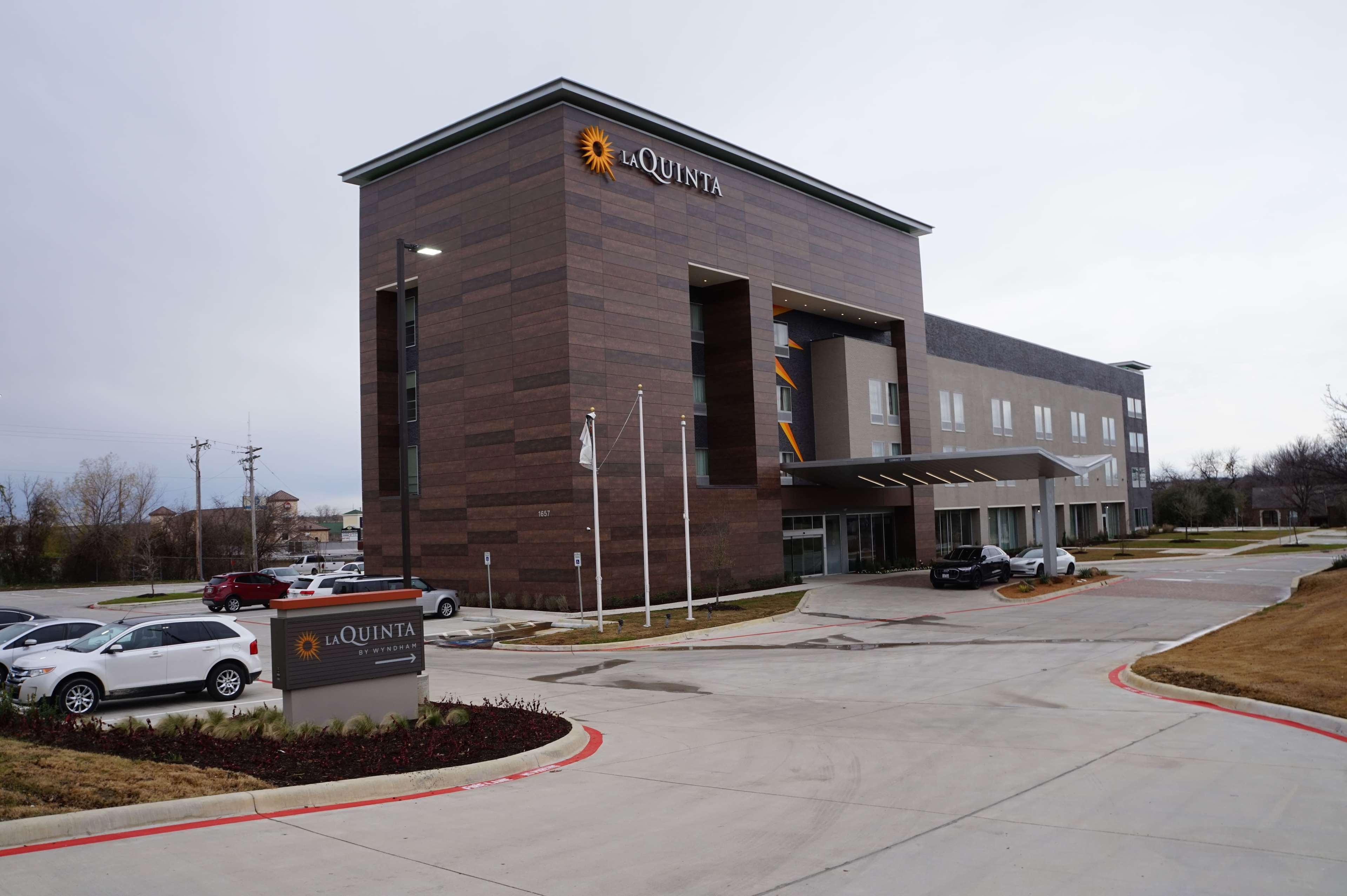 La Quinta Inn & Suites By Wyndham Λούισβιλ Εξωτερικό φωτογραφία
