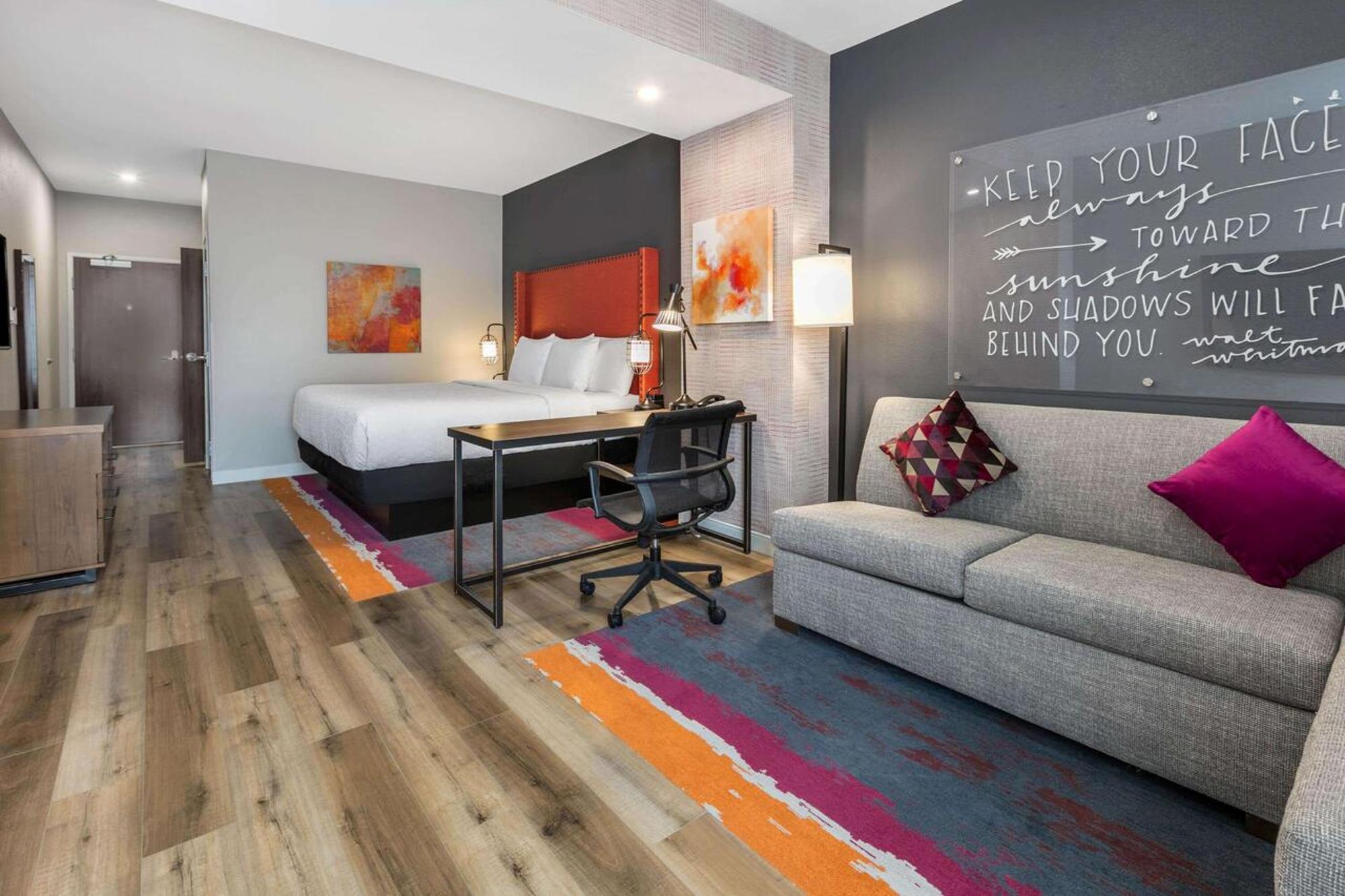 La Quinta Inn & Suites By Wyndham Λούισβιλ Δωμάτιο φωτογραφία